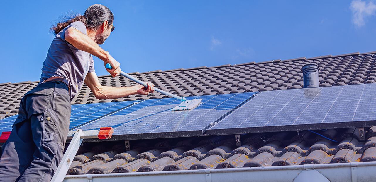 Step-by-Step Tutorial on Cleaning Solar Panels